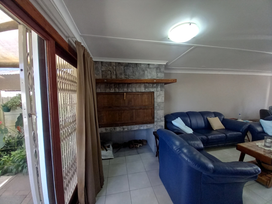 To Let 3 Bedroom Property for Rent in Bonnie Brae Western Cape